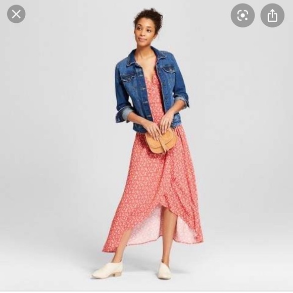 Coral floral wrap dress. 🧡🌼🧡 - Picture 2 of 3